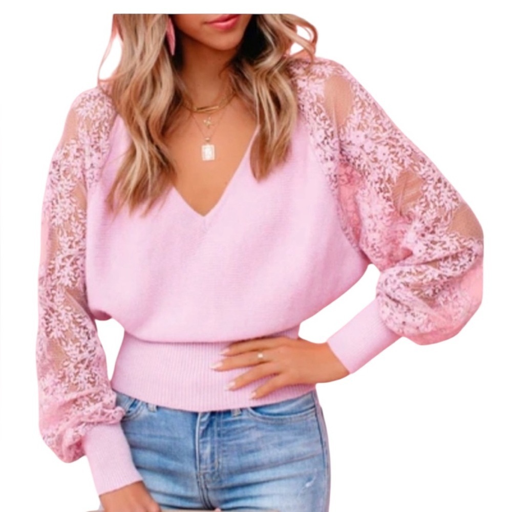 Vici Women’s Lilac Purple Lace Sleeve Open Back Sweater Medium